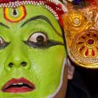 5c8b3b293b000072066d45f6