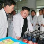 Desafiando: '¿A que me bebo todas estas coca-colas de una sentada?'