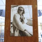 5c8b3d9b24000093024d2e07