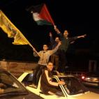 5c8aaeb520000045046f8c3e