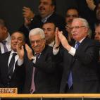 5c8aaeb52400004205a37c57