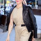 5c8b3e4422000031001a9cb2