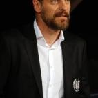 5c8a45642300007f0122e1f1