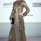 5c8b0a63250000e203c9eb9f