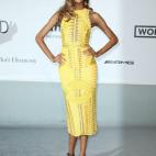 La modelo británica Jourdan Dunn, vestida de Balmain.