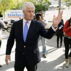 5c8b12dd2300007f01240b14