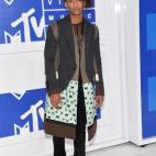 5c8aa96f360000ba1a6bd33a