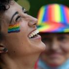 Los y las participantes en la marcha del Orgullo 2021 en Madrid