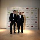 5c8b1353240000f404a40748