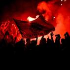 Los aficionados del Madrid celebran en Lisboa el título.