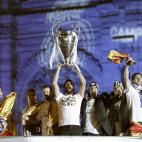 5c8b0c2a360000c81a6c596a