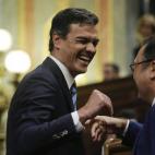 5c8b6bee200000430470b7fa