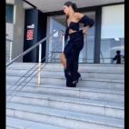 El susto de Cristina Pedroche con su vestido.