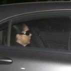 Las gafas de sol son uno de los clásicos de Isabel Pantoja. Las usa de día y, como se ha visto hoy, también de noche. La cantante ha entrado en prisión a las 7.53 cuando apenas había amanecido. Aún así, no se ha quitado las gafas oscuras ...