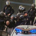 5c8b141e250000e203c9fd99