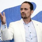 5c8b728f3b000002076d9b9d