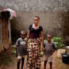 M’Balia, prefectura de Coyah "El marido de M’Balia murió en septiembre. Ahora se enfrenta a la extrema pobreza y no puede permitirse alimentar a sus hijos todos los días. Siendo viuda y con dos hijos, no tiene la posibilidad de volver a c...