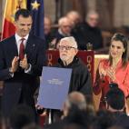 5c8b1855230000040124164c