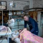 Aleina y su marido, juntos ante los primeros dolores de parto.