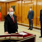 MADRID, 12/07/2021.- El nuevo ministro de Cultura y Deporte, Miquel Iceta, promete su cargo ante el Rey Felipe VI en un acto celebrado este lunes en el Palacio de La Zarzuela, en Madrid. EFE/Ballesteros POOL