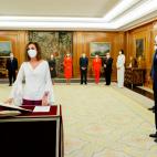 MADRID, 12/07/2021.- La ministra de Hacienda, María Jesús Montero, que asume también la Función Pública, promete su cargo ante el Rey Felipe VI en un acto celebrado este lunes en el Palacio de La Zarzuela, en Madrid. EFE/Ballesteros POOL