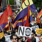 5c8b5cb52400006d054d482c