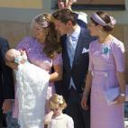 5c8b5dc32000009d0370933f