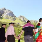 5c8b5d90250000e203ca7ac9