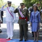 5c8b5d832300005300e801f7