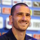 5c8b1970250000e203ca08af