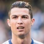 No estaba en ninguna gala o cena... En aquella temporada Cristiano sal&iacute;a al campo con el pelo engominado para atr&aacute;s, de lo m&aacute;s elegante.