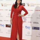 5c8b68ef240000f404a4a578