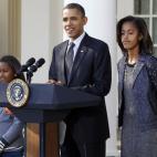 5c8a99cd360000c81a6bae02