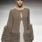 La base que no podía faltar en sus colecciones por su sencillez y versatilidad. En la imagen, en la pasarela Cibeles en febrero de 2012.