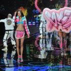 5c8ad04d2400006b054c811a