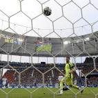 5c8b7128240000f7054d7d6c