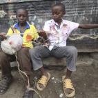 5c8b71642500000d04caad5e