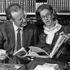 5c8a72d83b000054066bfe59