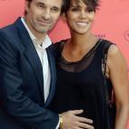 5c8aef142400004205a3ebaf