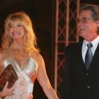 5c8aef17240000f7054cafd7