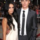 5c8aef192400000a05a3ebbd