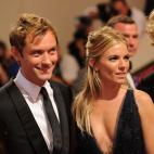 5c8aef1a22000030001a1c35