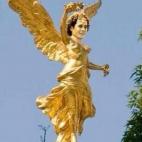 5c8b768a240000f7054d8b70