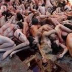 5c8b1dbe360000ba1a6c8018