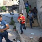 5c8b0fae360000c81a6c60b5