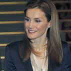 5c8b5926240000f404a47cb7