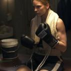 Película: Million Dollar Baby (2004) Maggie Fitzgerald, que se convierte en una boxeadora profesional. Peso: Ganó 8,5 kilos de musculatura. Supuestamente comía cada 90 minutos y consumía 210 gramos de proteínas diariamente.
