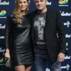 5c8b5e322400006b054d4c3f