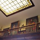 Los cuadros de la hija de Franco y el propio Franco. (Pueden tener alguna diferencia con la realidad)