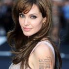 5c8b6880360000c81a6d0236